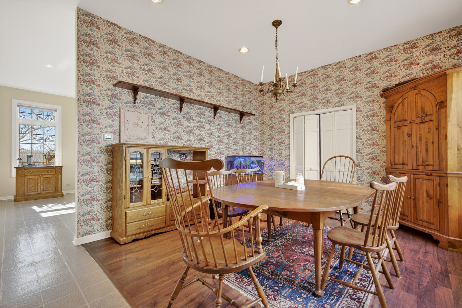 25651 W Illinois Route 60 Highway, Grayslake, IL 60030