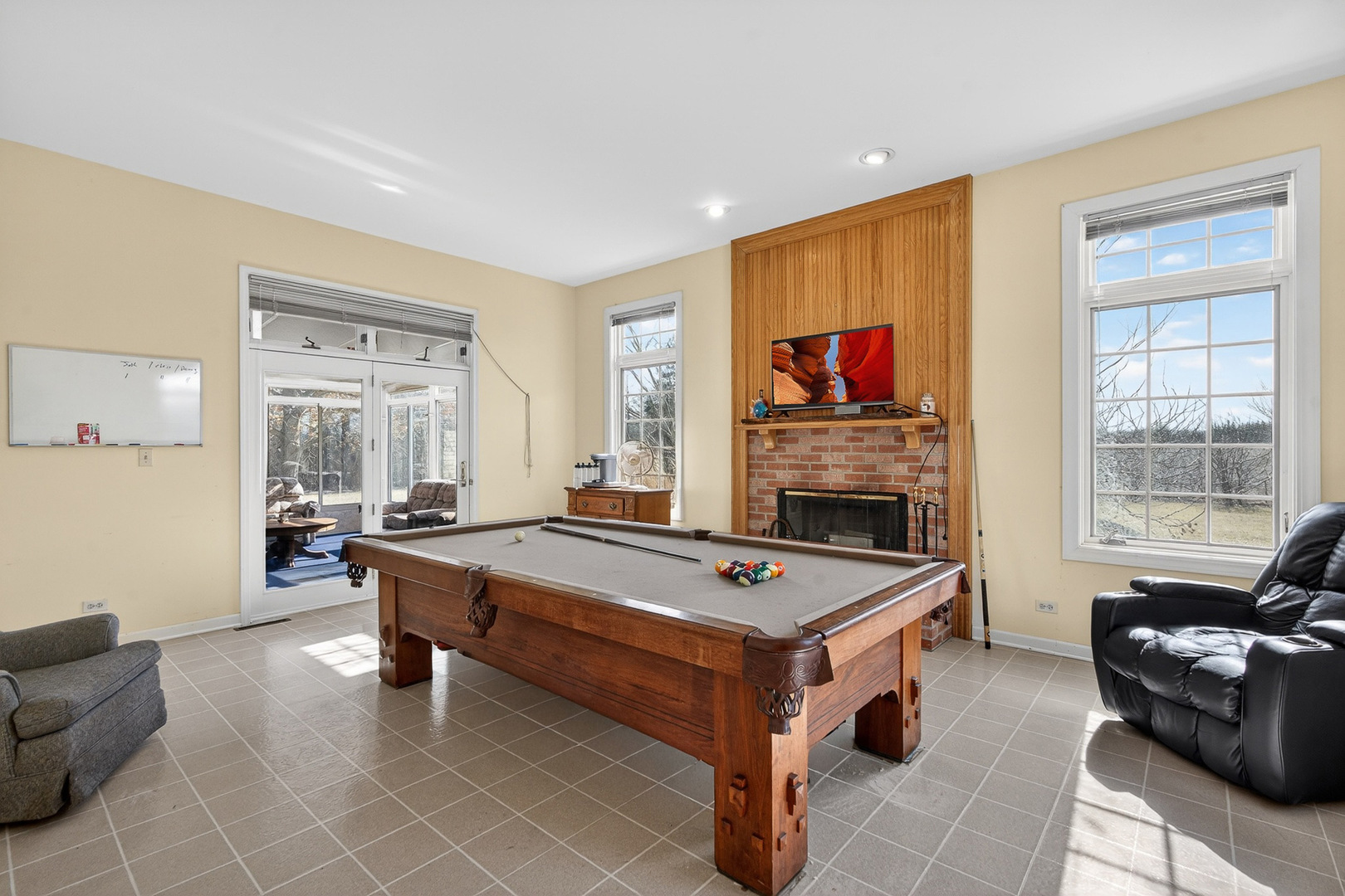 25651 W Illinois Route 60 Highway, Grayslake, IL 60030