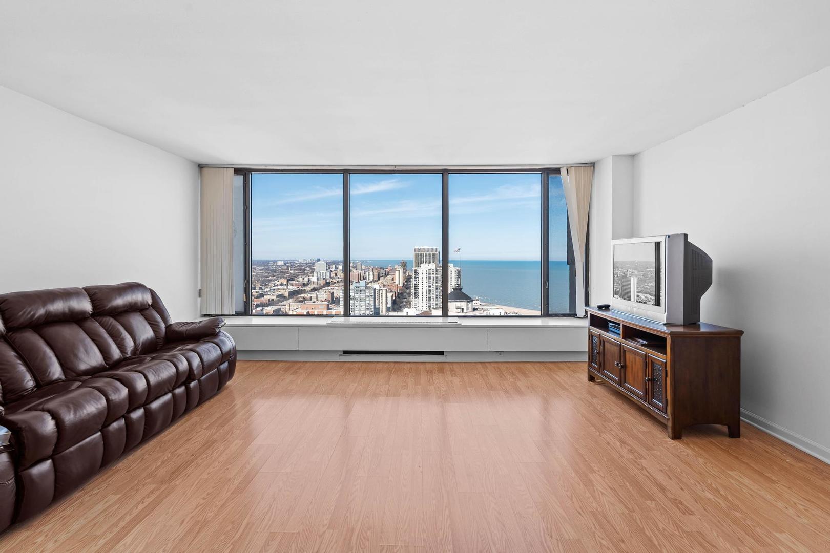 5455 N Sheridan Road #3611, Chicago, IL 60640