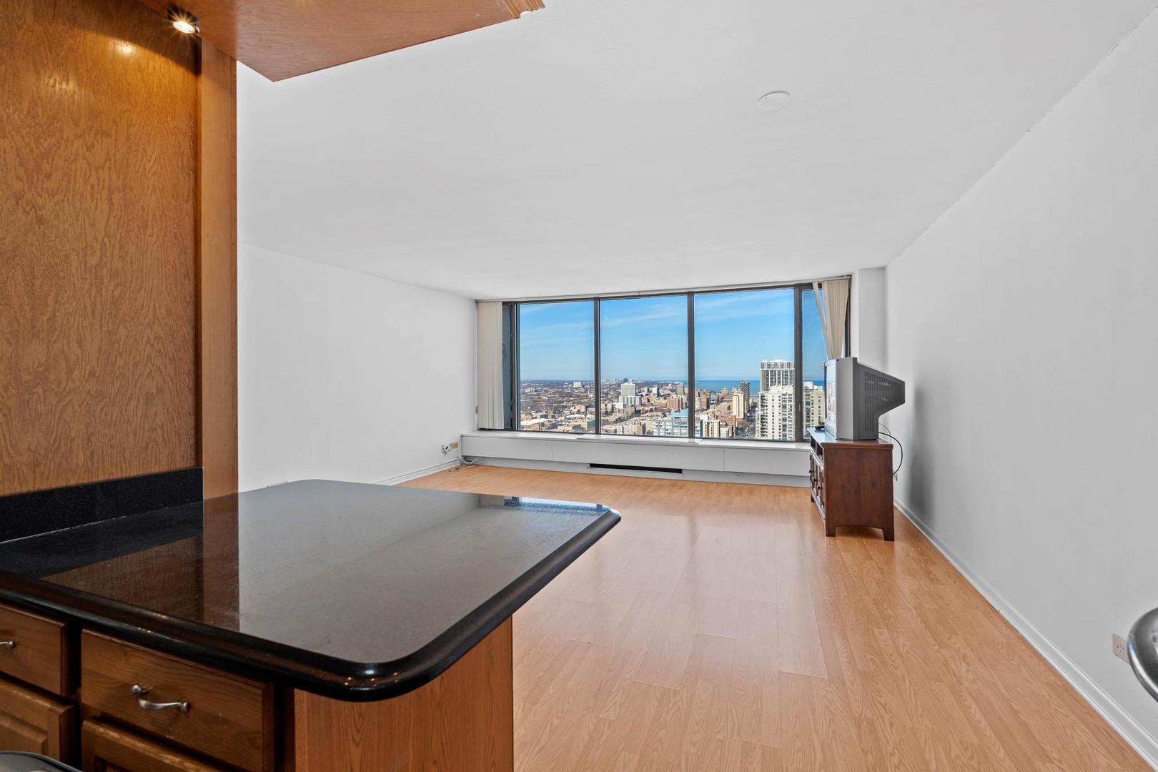 5455 N Sheridan Road #3611, Chicago, IL 60640