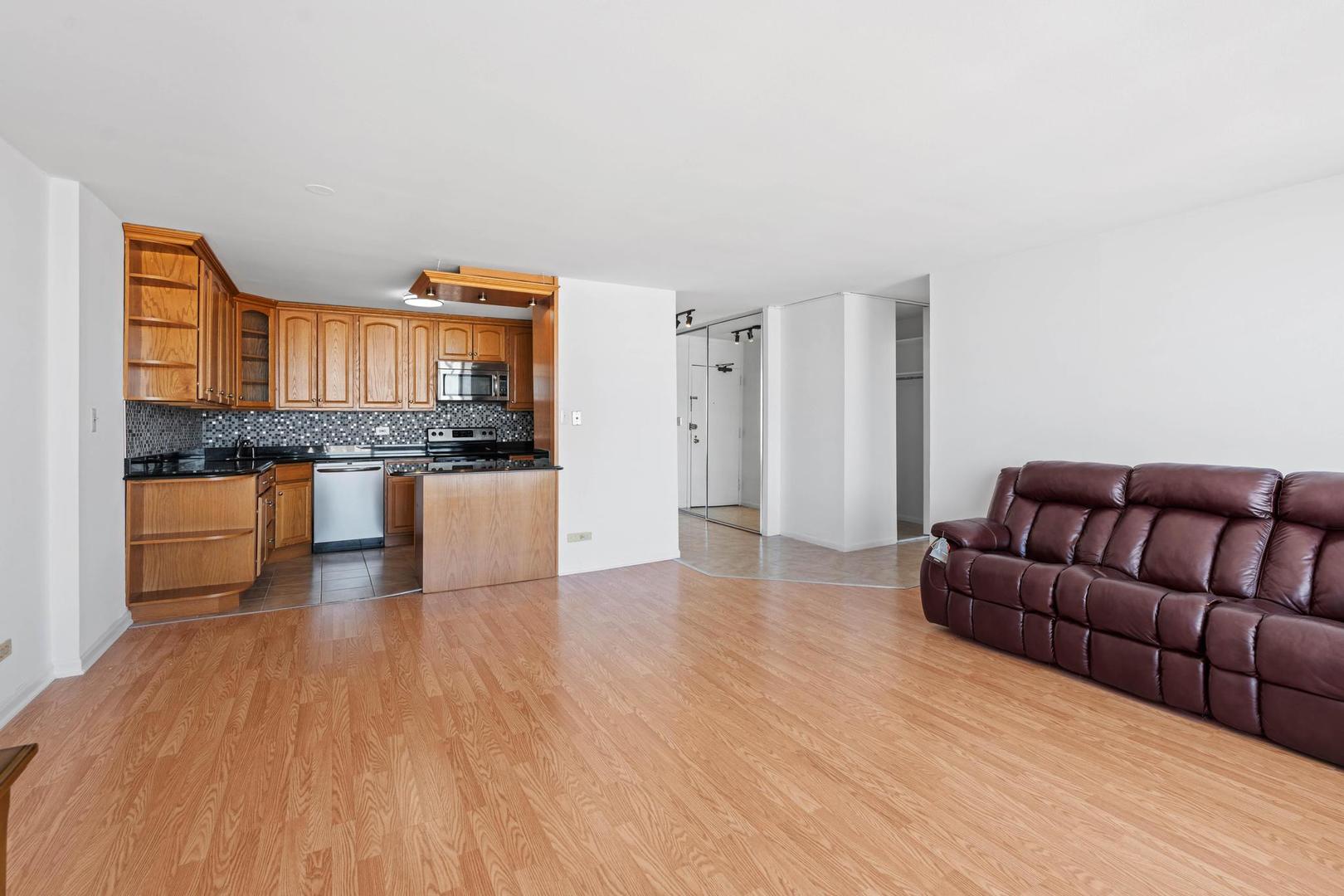 5455 N Sheridan Road #3611, Chicago, IL 60640