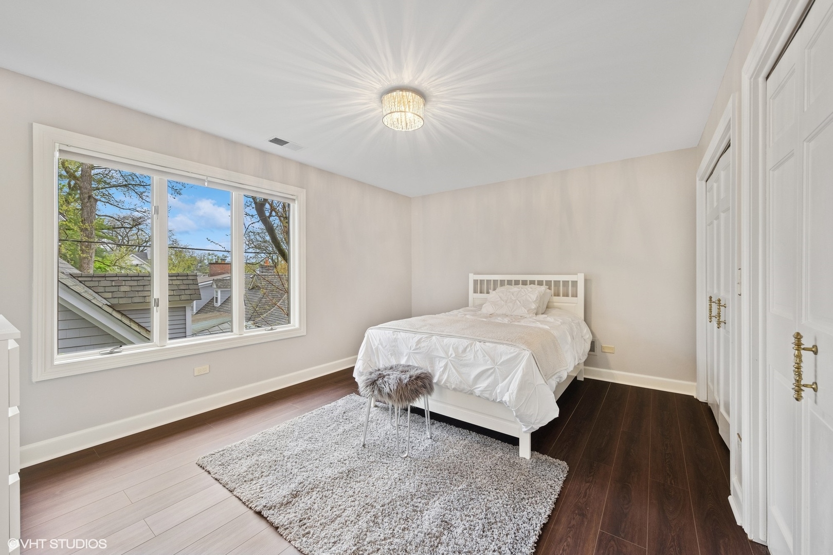 440 Woodside Avenue, Hinsdale, IL 60521