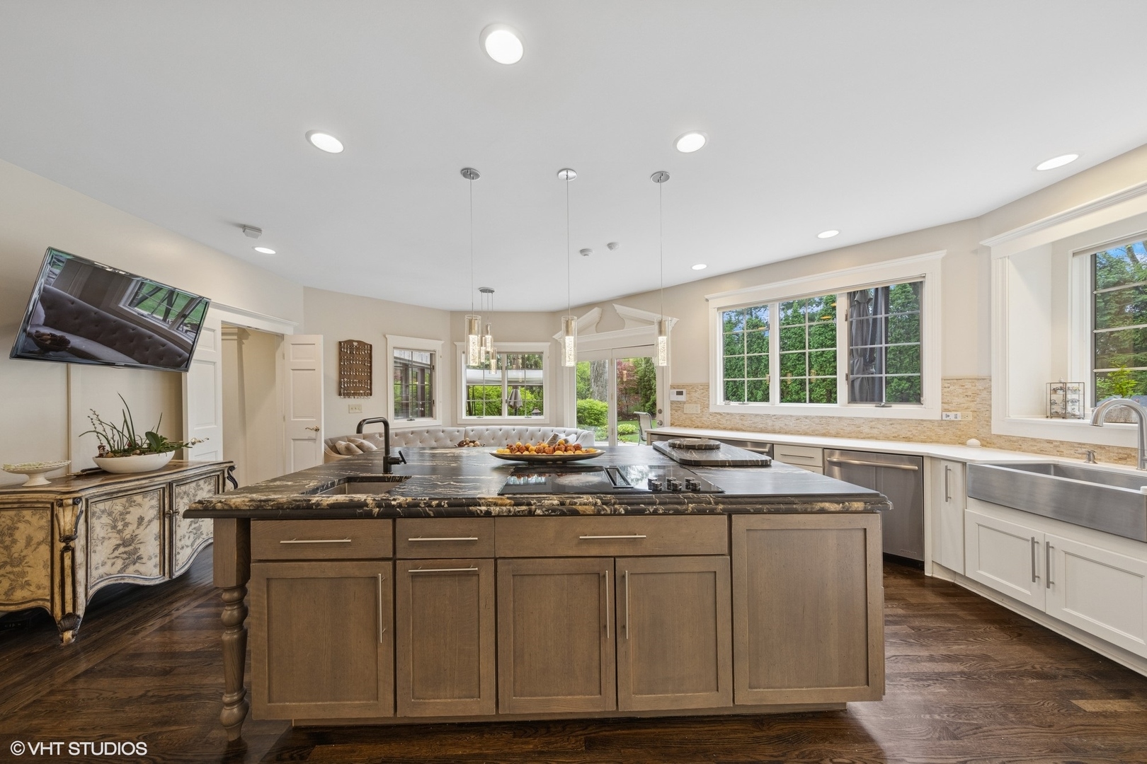 440 Woodside Avenue, Hinsdale, IL 60521