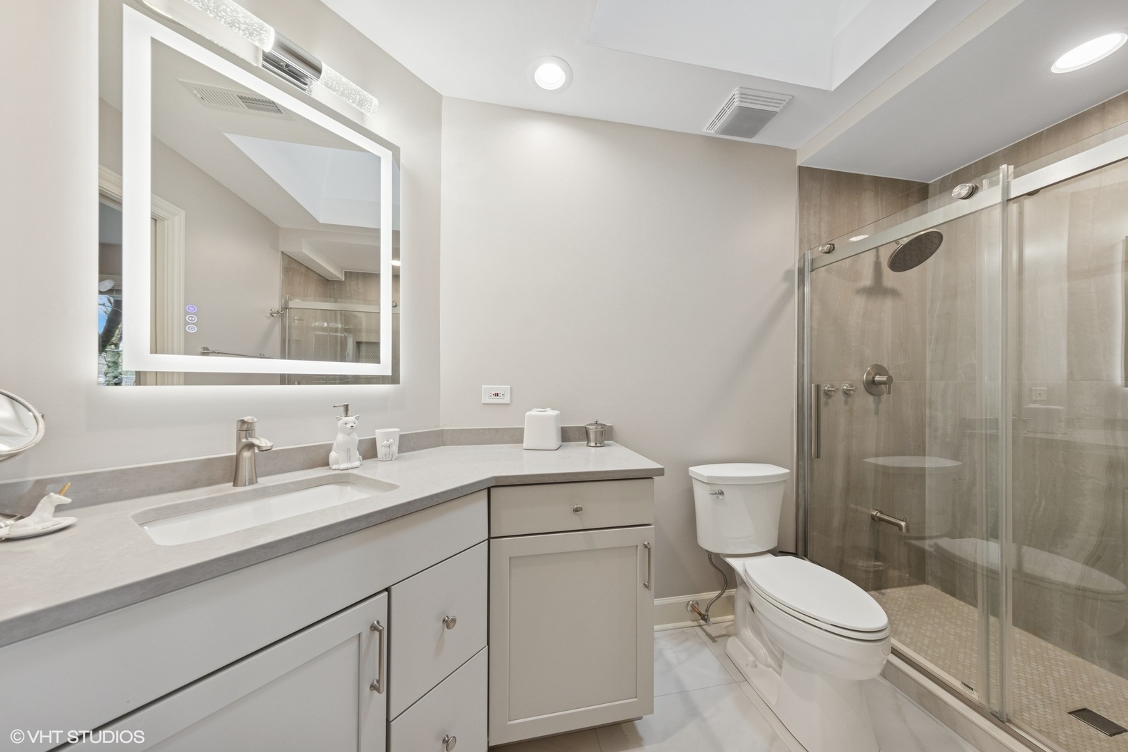 440 Woodside Avenue, Hinsdale, IL 60521