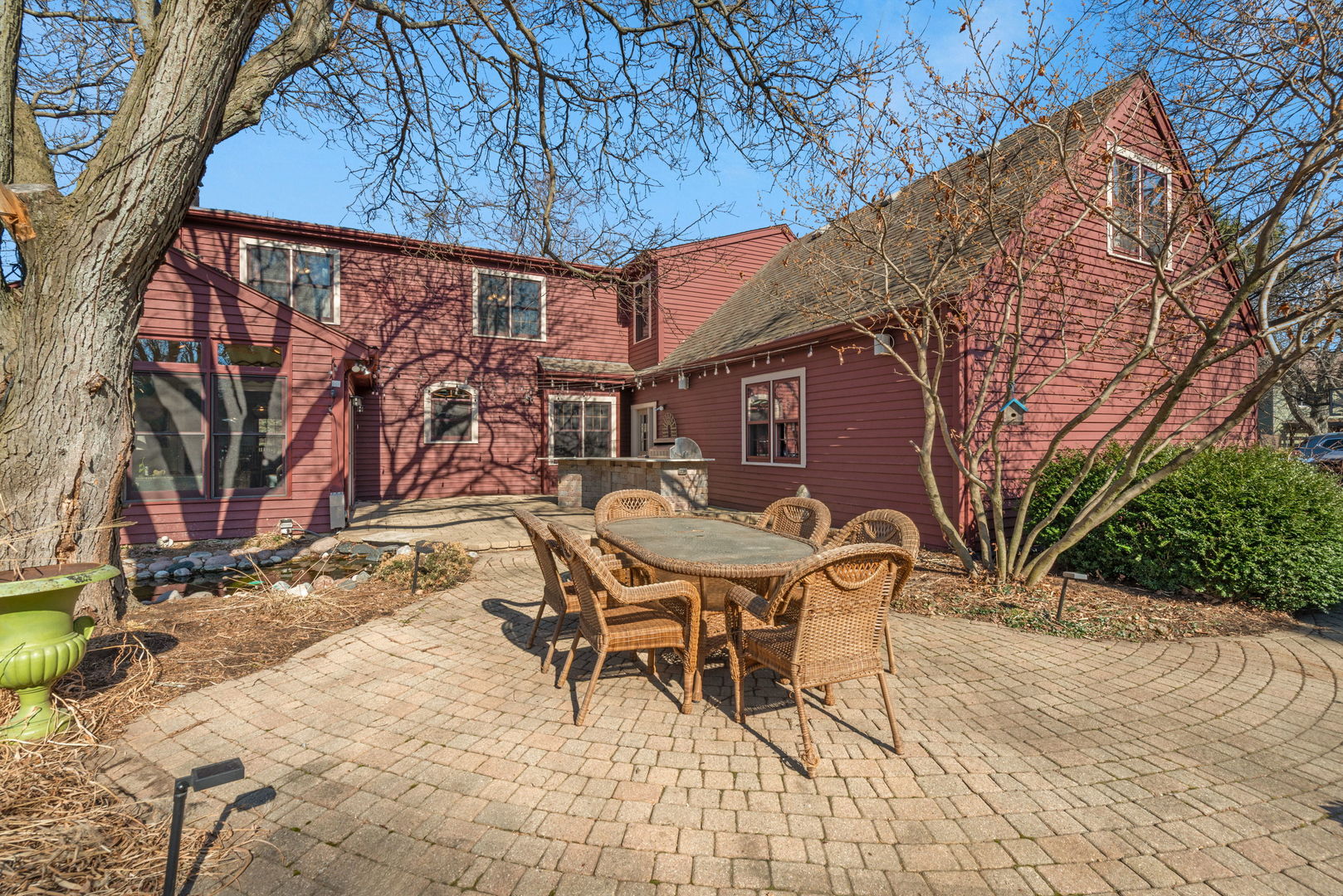 39W113 Ridge Line Road, St. Charles, IL 60175