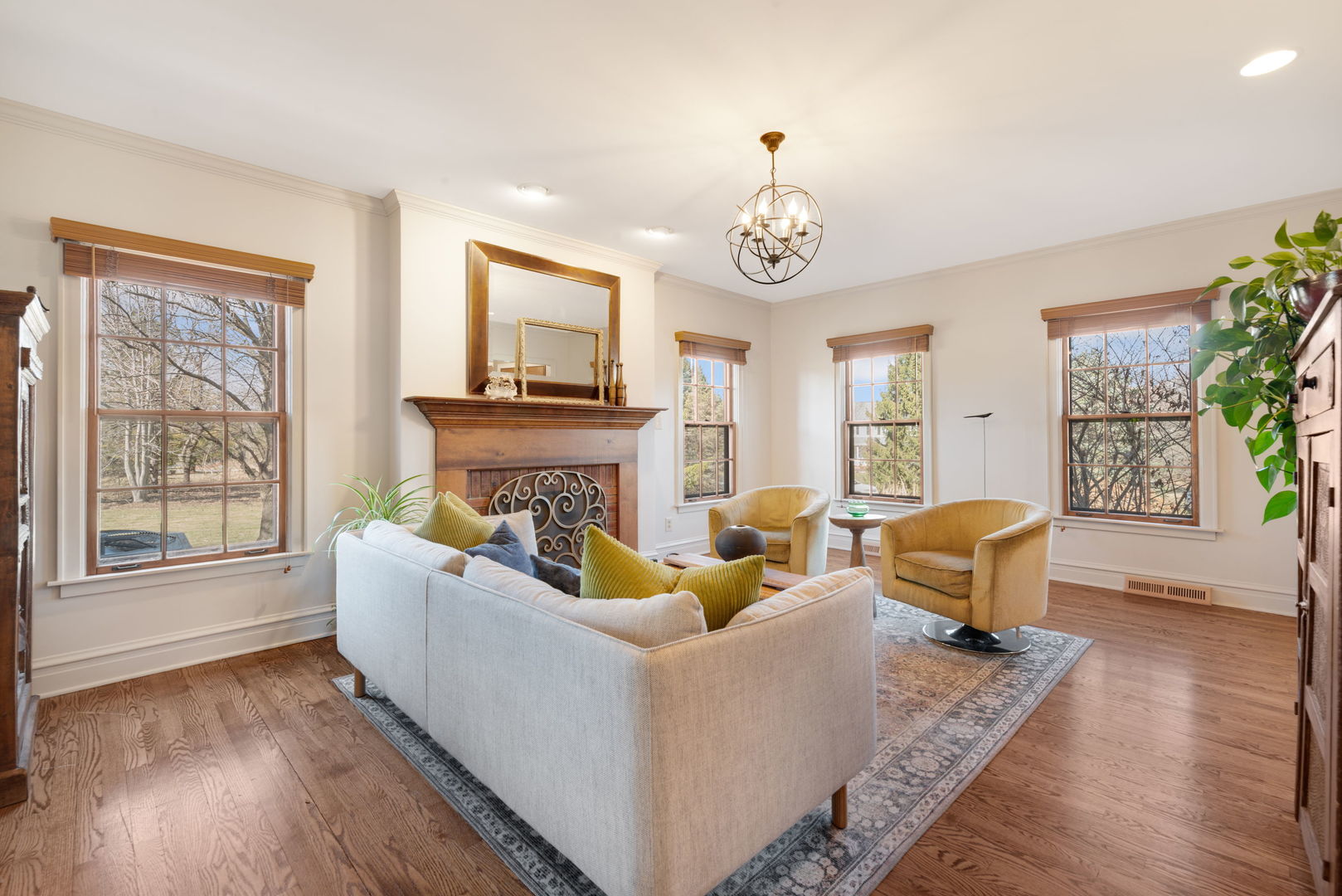 39W113 Ridge Line Road, St. Charles, IL 60175