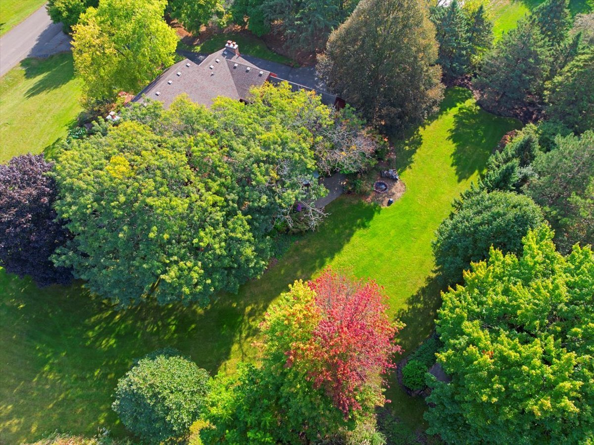 39W113 Ridge Line Road, St. Charles, IL 60175