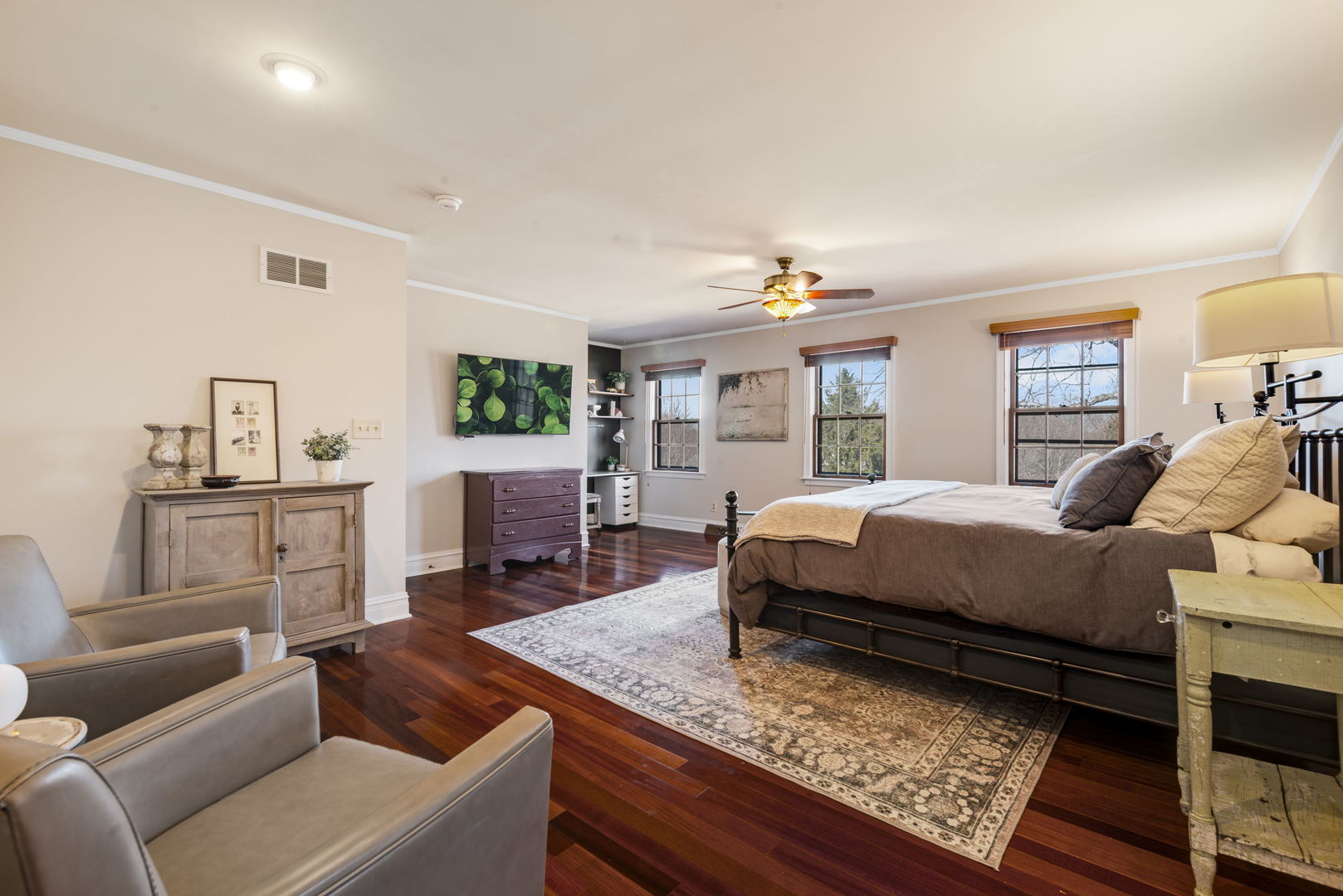 39W113 Ridge Line Road, St. Charles, IL 60175