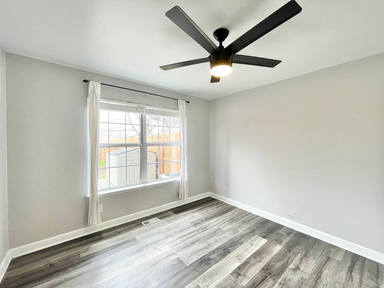 452 GLORIA Lane #452, Oswego, IL 60543