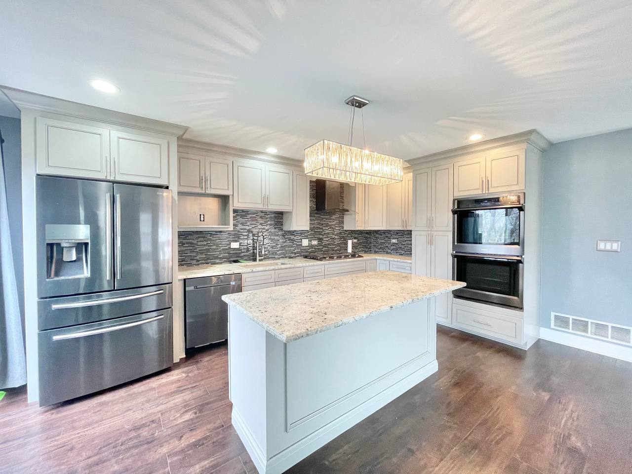 452 GLORIA Lane #452, Oswego, IL 60543