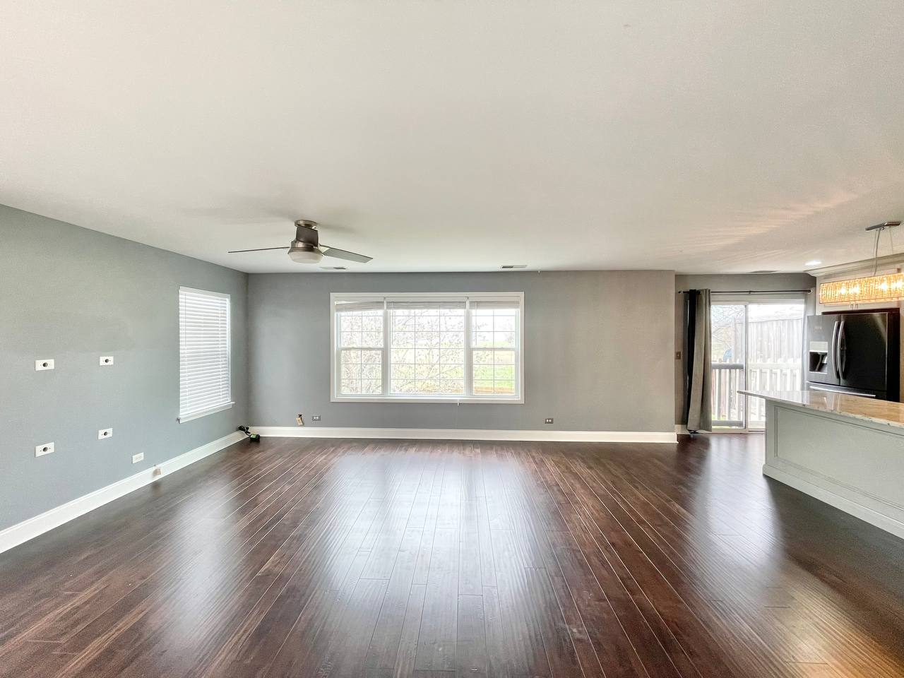 452 GLORIA Lane #452, Oswego, IL 60543