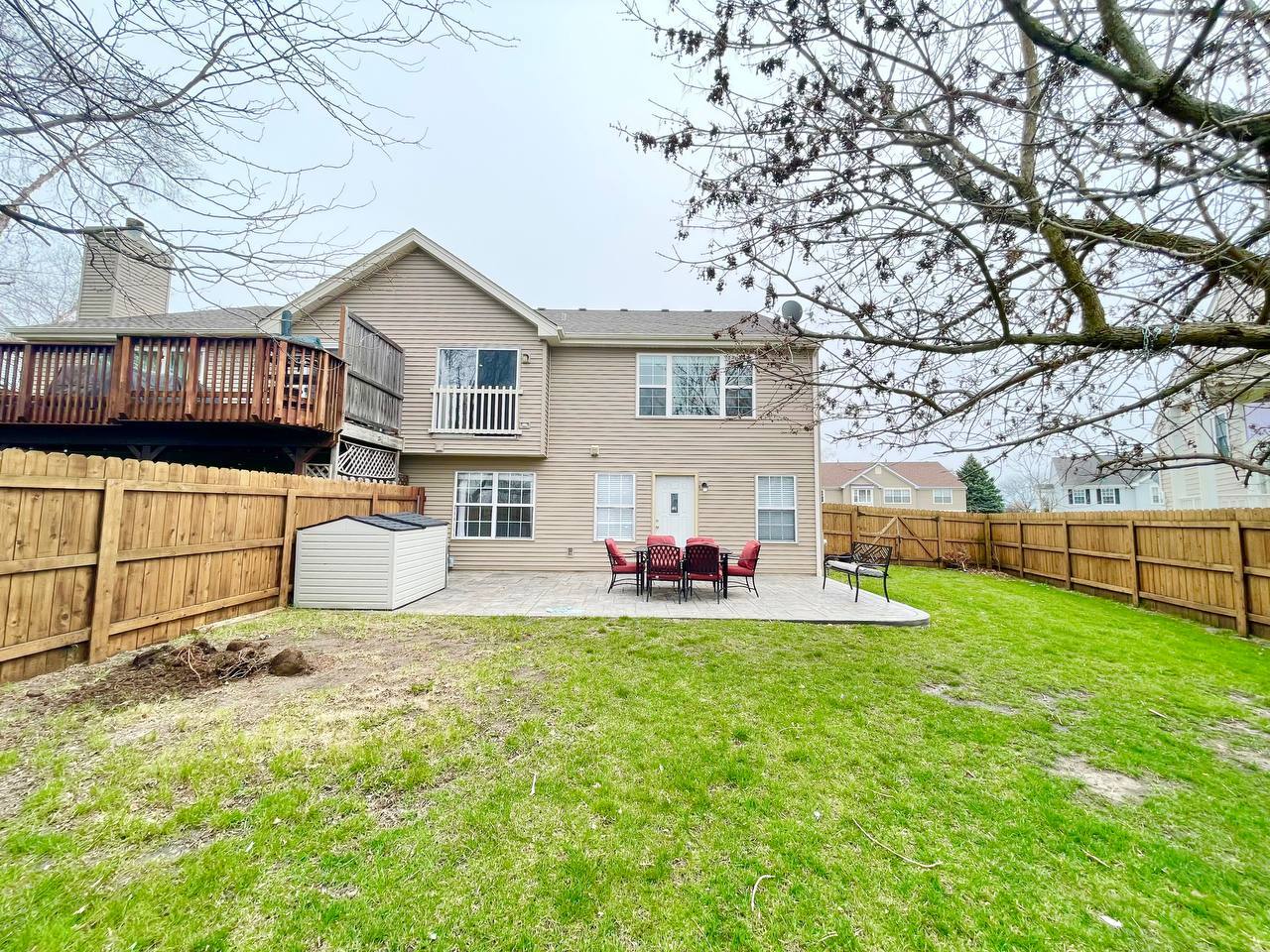 452 GLORIA Lane #452, Oswego, IL 60543