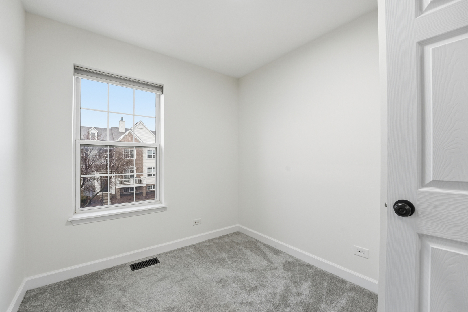 1124 Bartholdi Court, Carol Stream, IL 60188