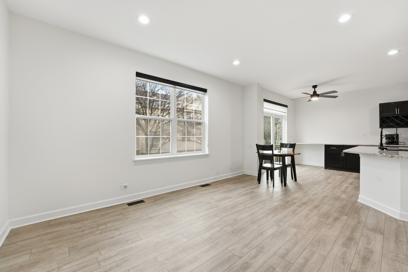 1124 Bartholdi Court, Carol Stream, IL 60188