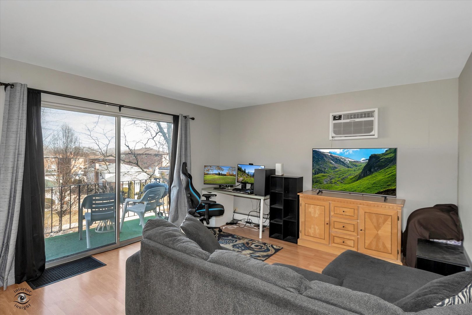 6135 Marshall Avenue #301, Chicago Ridge, IL 60415