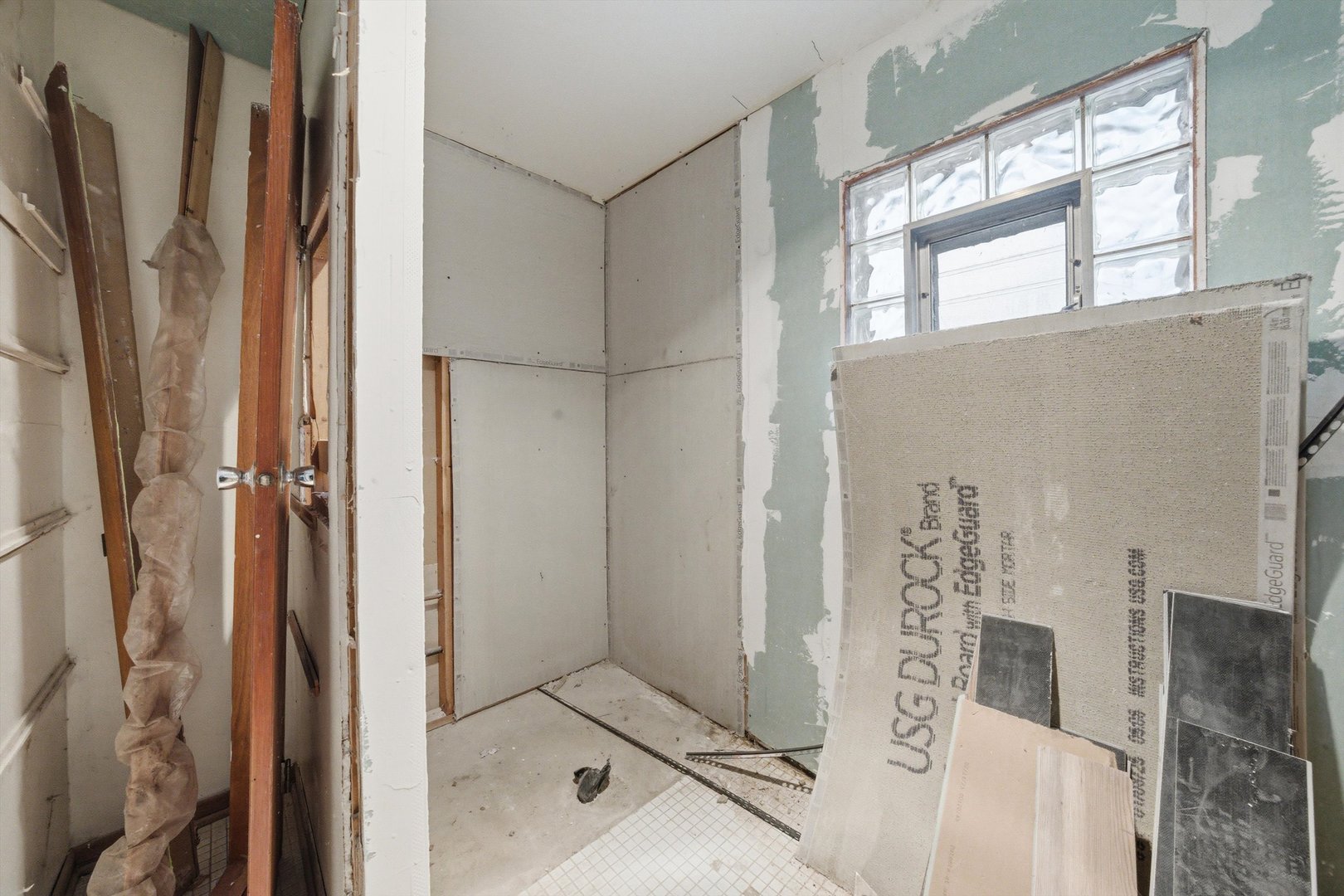 2106 216th Street, Sauk Village, IL 60411