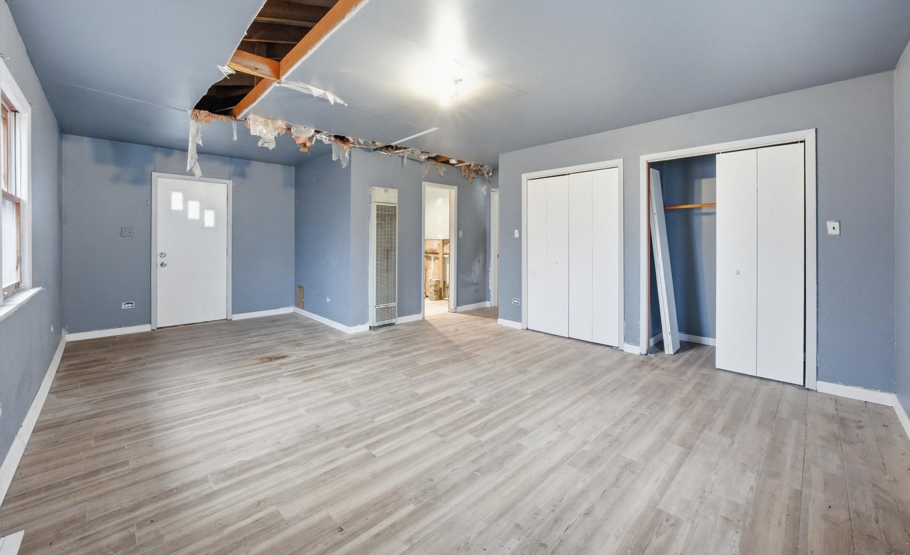 2106 216th Street, Sauk Village, IL 60411