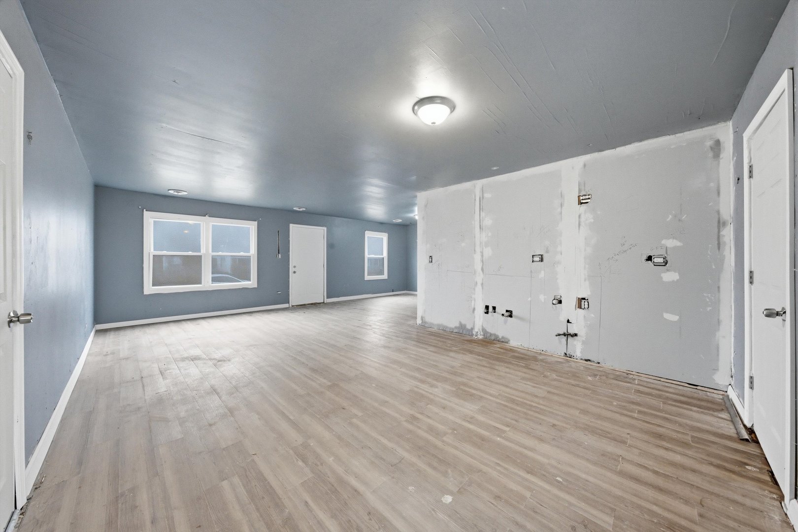 2106 216th Street, Sauk Village, IL 60411