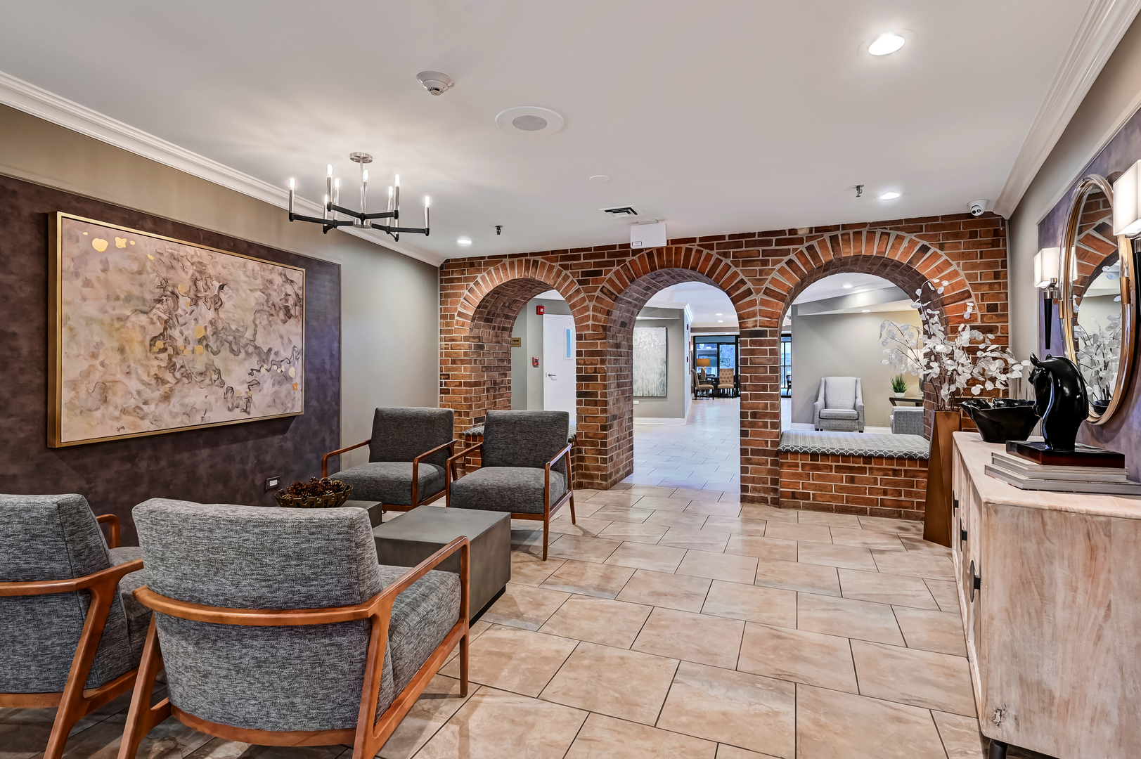 601 Lake Hinsdale Drive #112, Willowbrook, IL 60527