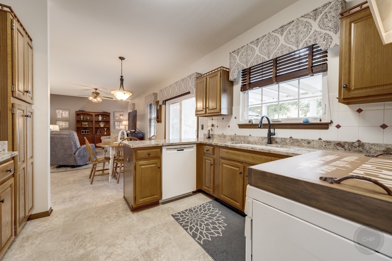 4606 Carrier Circle, Plainfield, IL 60586