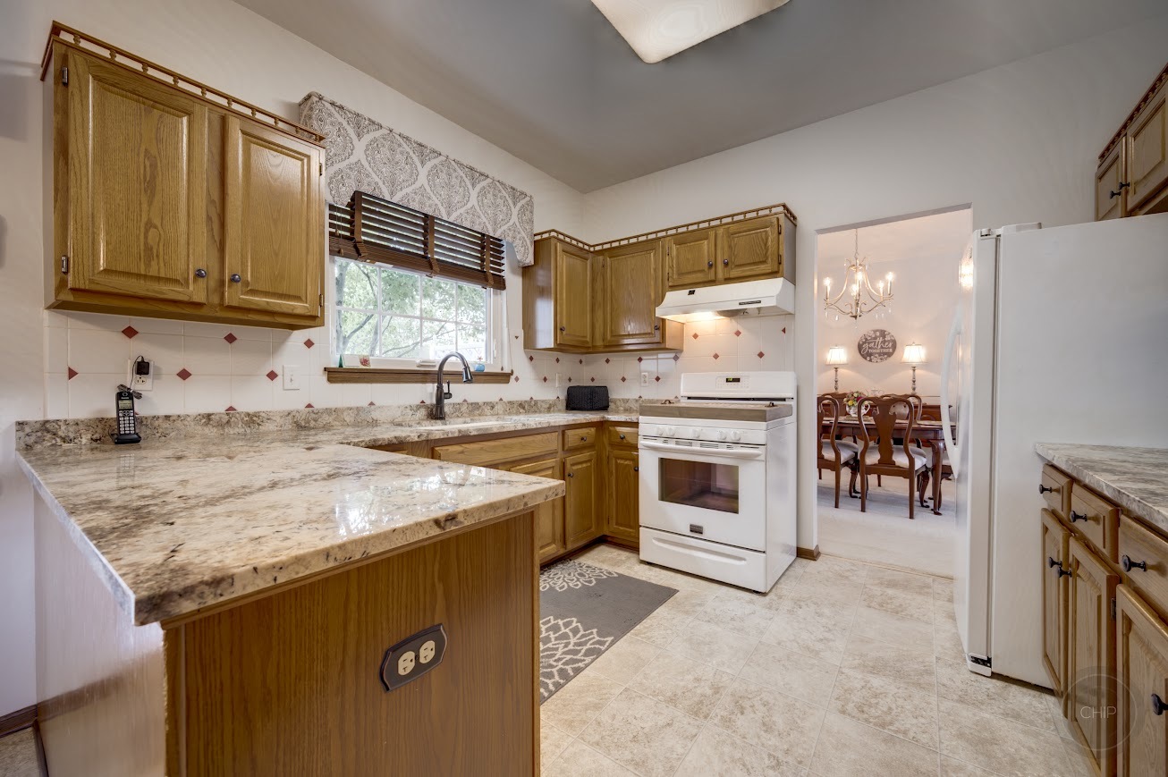 4606 Carrier Circle, Plainfield, IL 60586