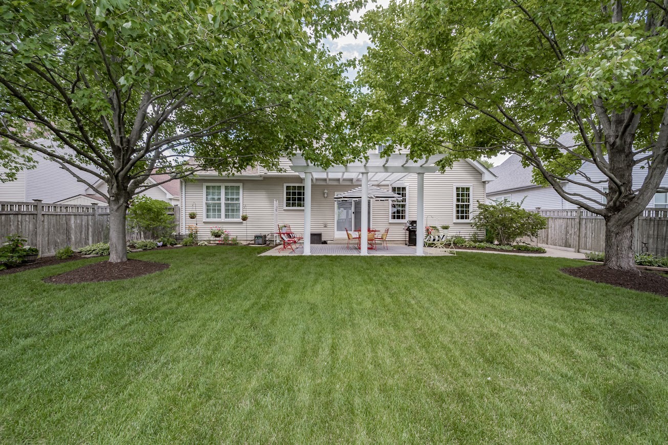 4606 Carrier Circle, Plainfield, IL 60586