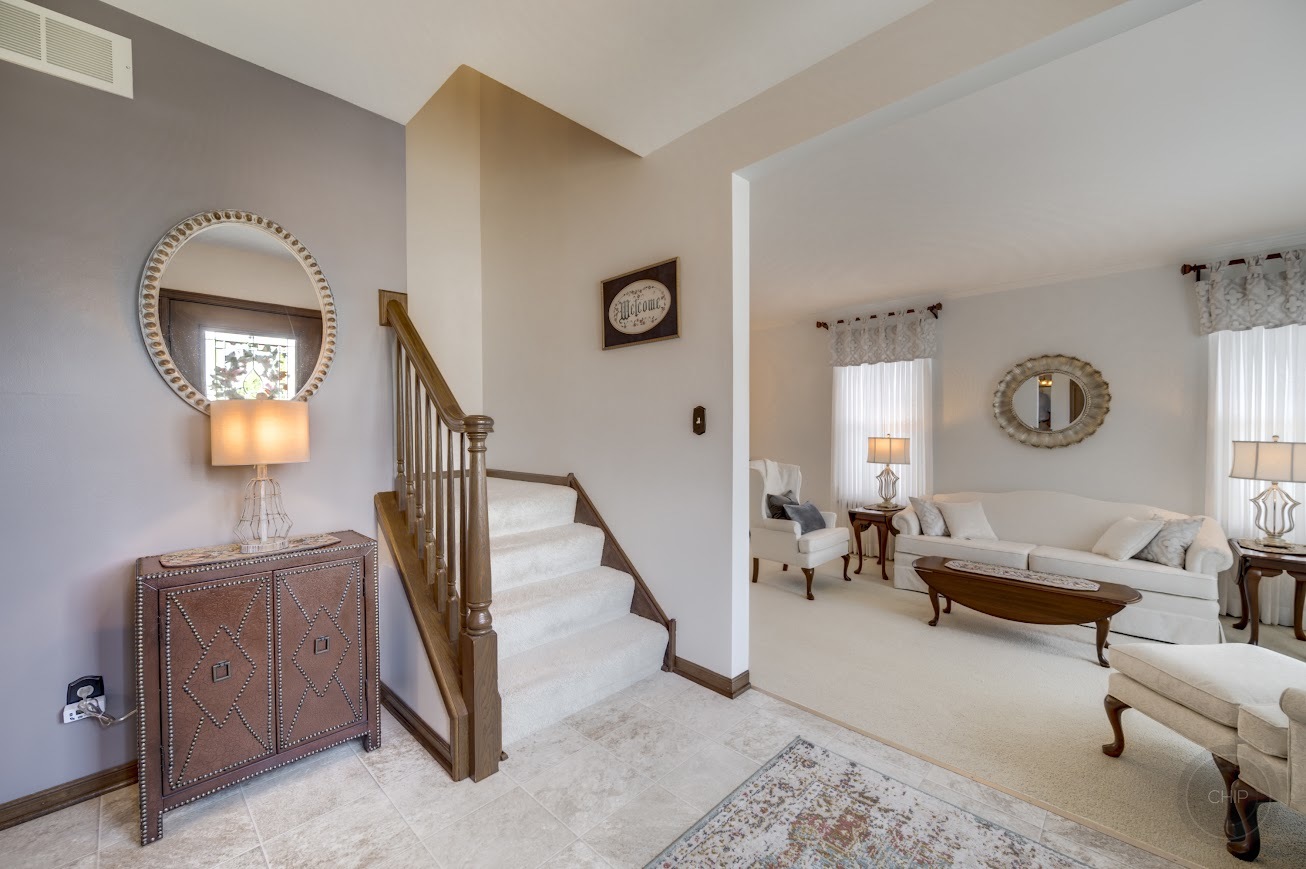 4606 Carrier Circle, Plainfield, IL 60586