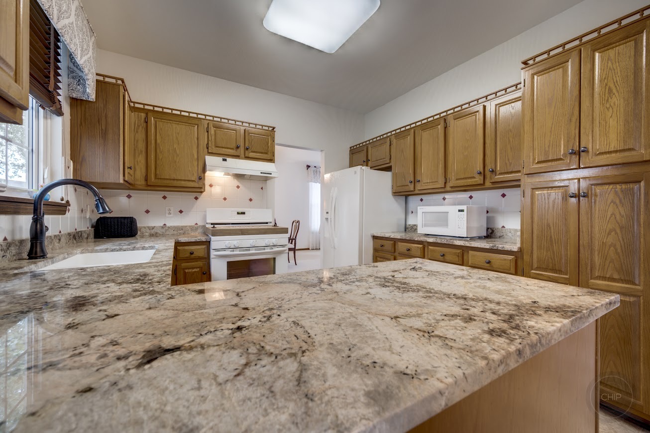 4606 Carrier Circle, Plainfield, IL 60586