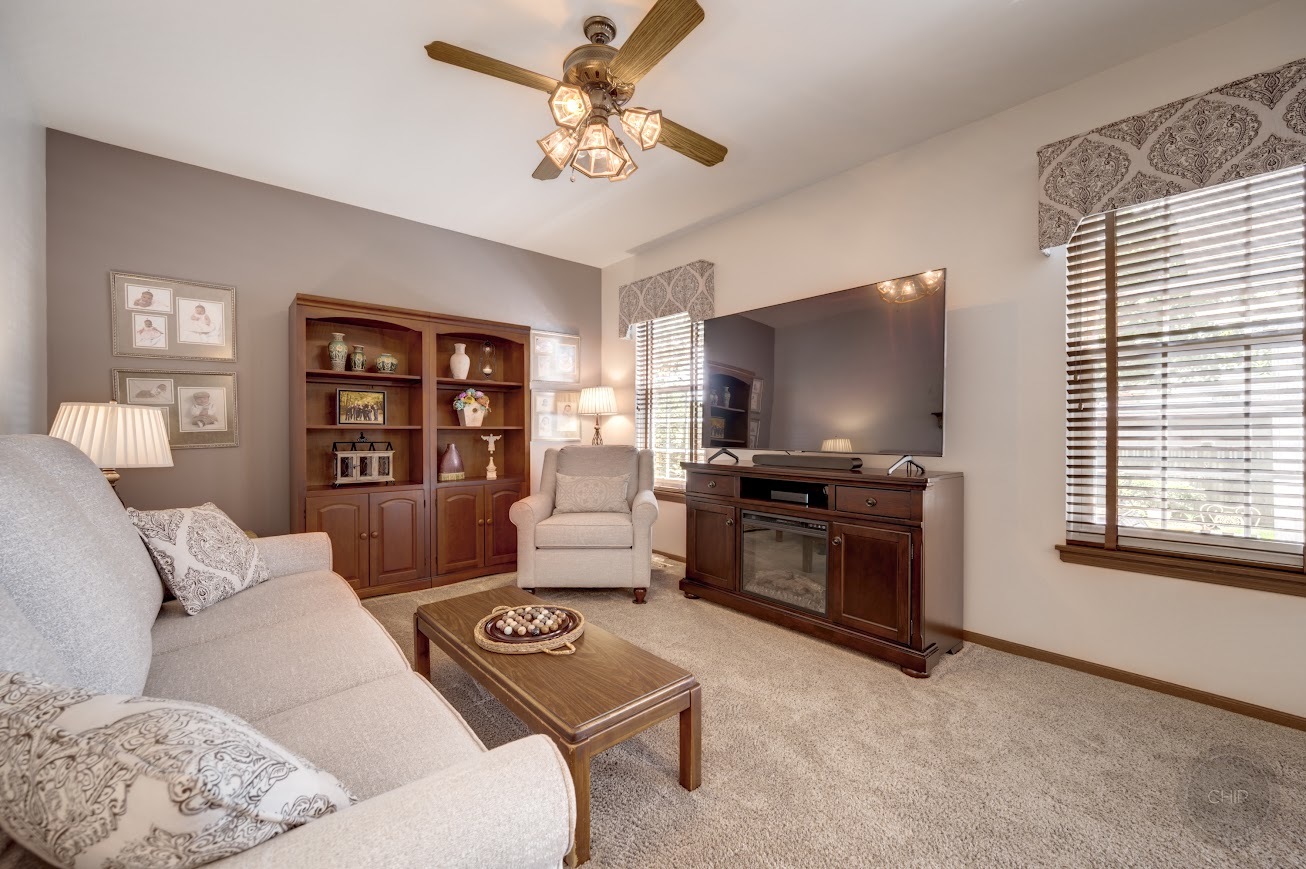 4606 Carrier Circle, Plainfield, IL 60586