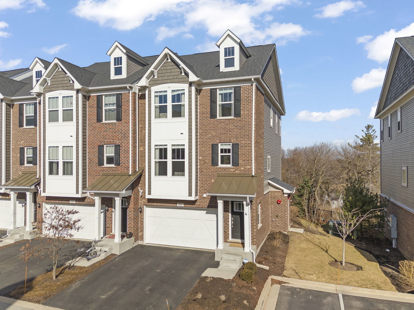 941 Coletta Circle, Naperville, IL 60563