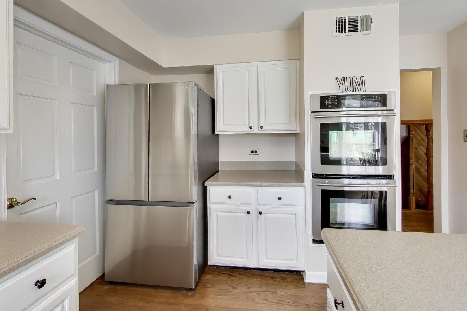 2013 N Windsor Drive, Arlington Heights, IL 60004