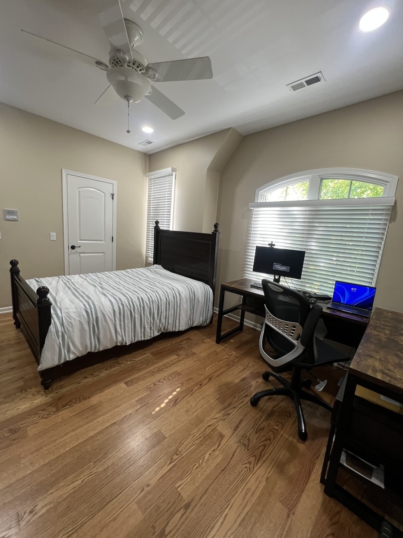 1231 Caroline Court, Vernon Hills, IL 60061