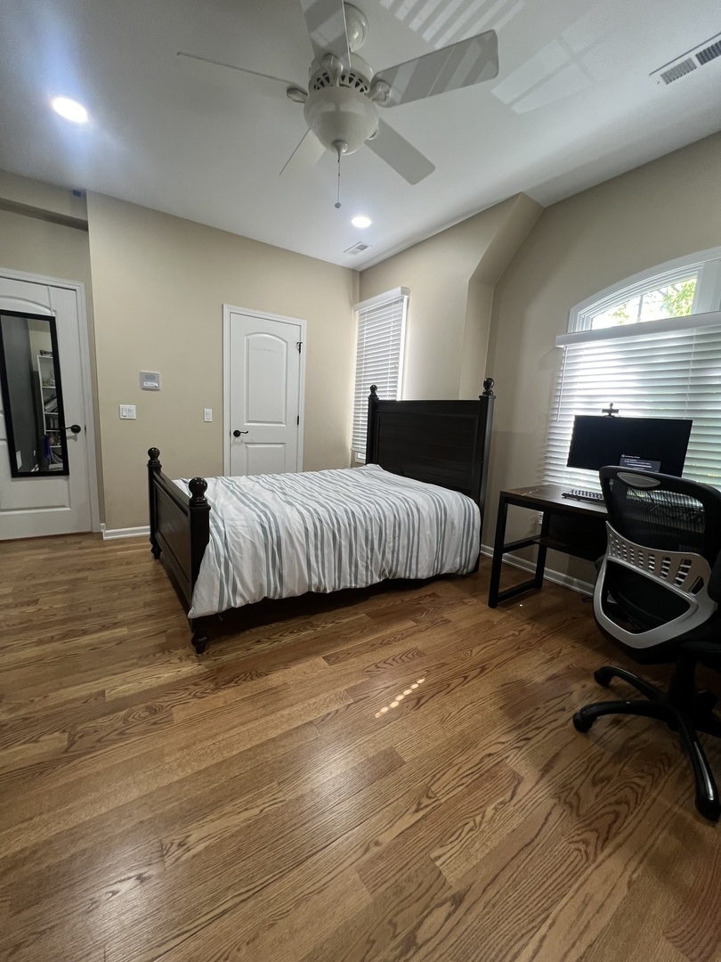 1231 Caroline Court, Vernon Hills, IL 60061