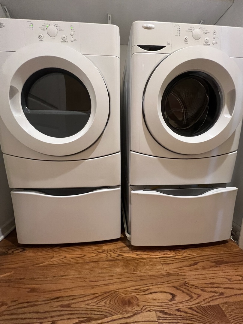 1231 Caroline Court, Vernon Hills, IL 60061