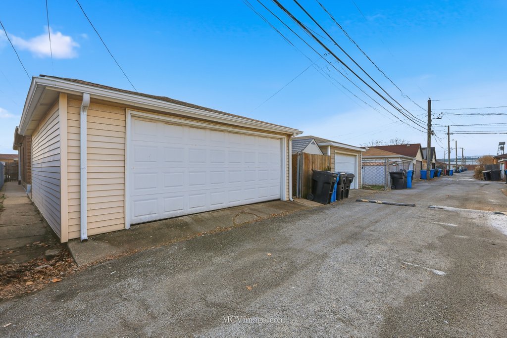 2754 E 127th Street, Chicago, IL 60633