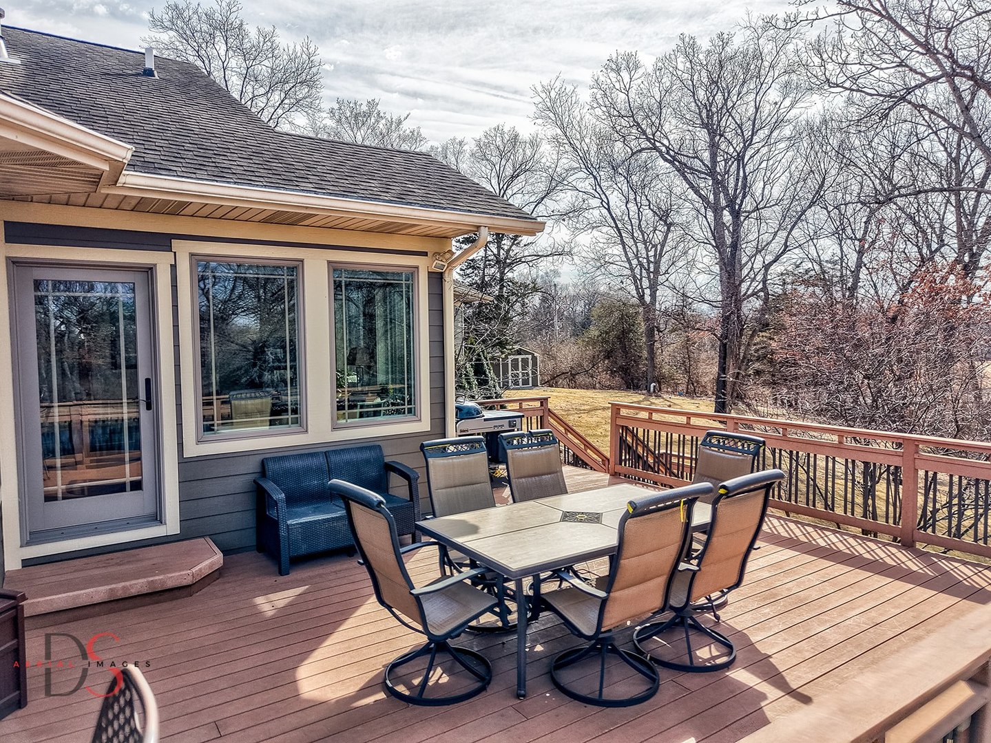 941 N 2150th Road, Ottawa, IL 61348