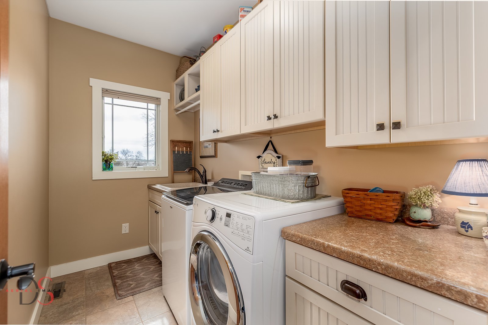 941 N 2150th Road, Ottawa, IL 61348