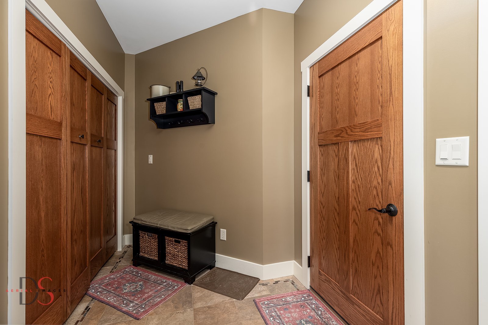 941 N 2150th Road, Ottawa, IL 61348