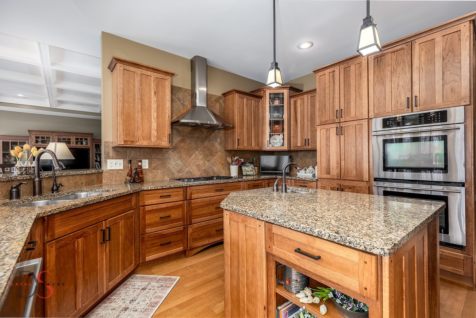 941 N 2150th Road, Ottawa, IL 61348