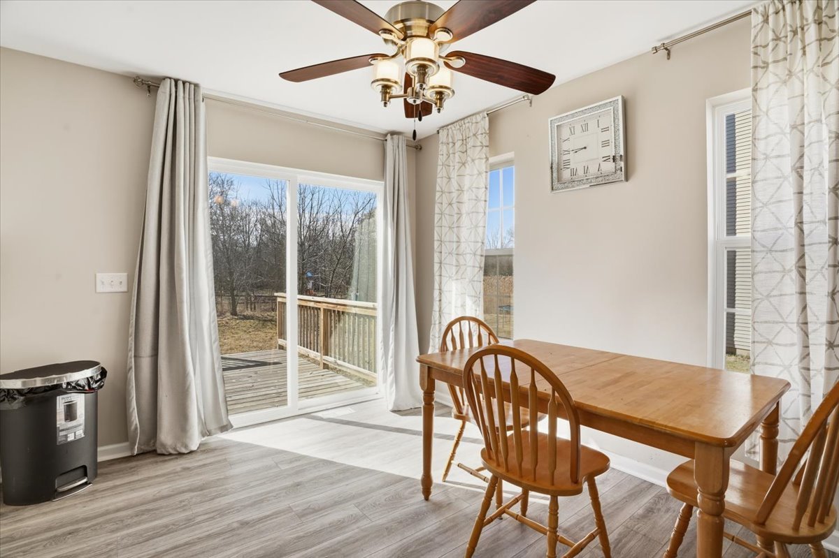 37532 N Amber Way, Lake Villa, IL 60046