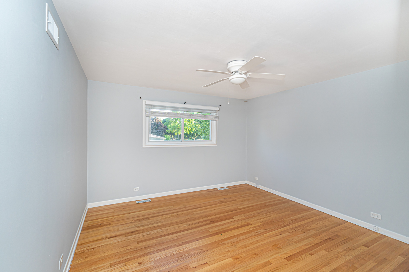 1403 E Lillian Avenue #0, Arlington Heights, IL 60004