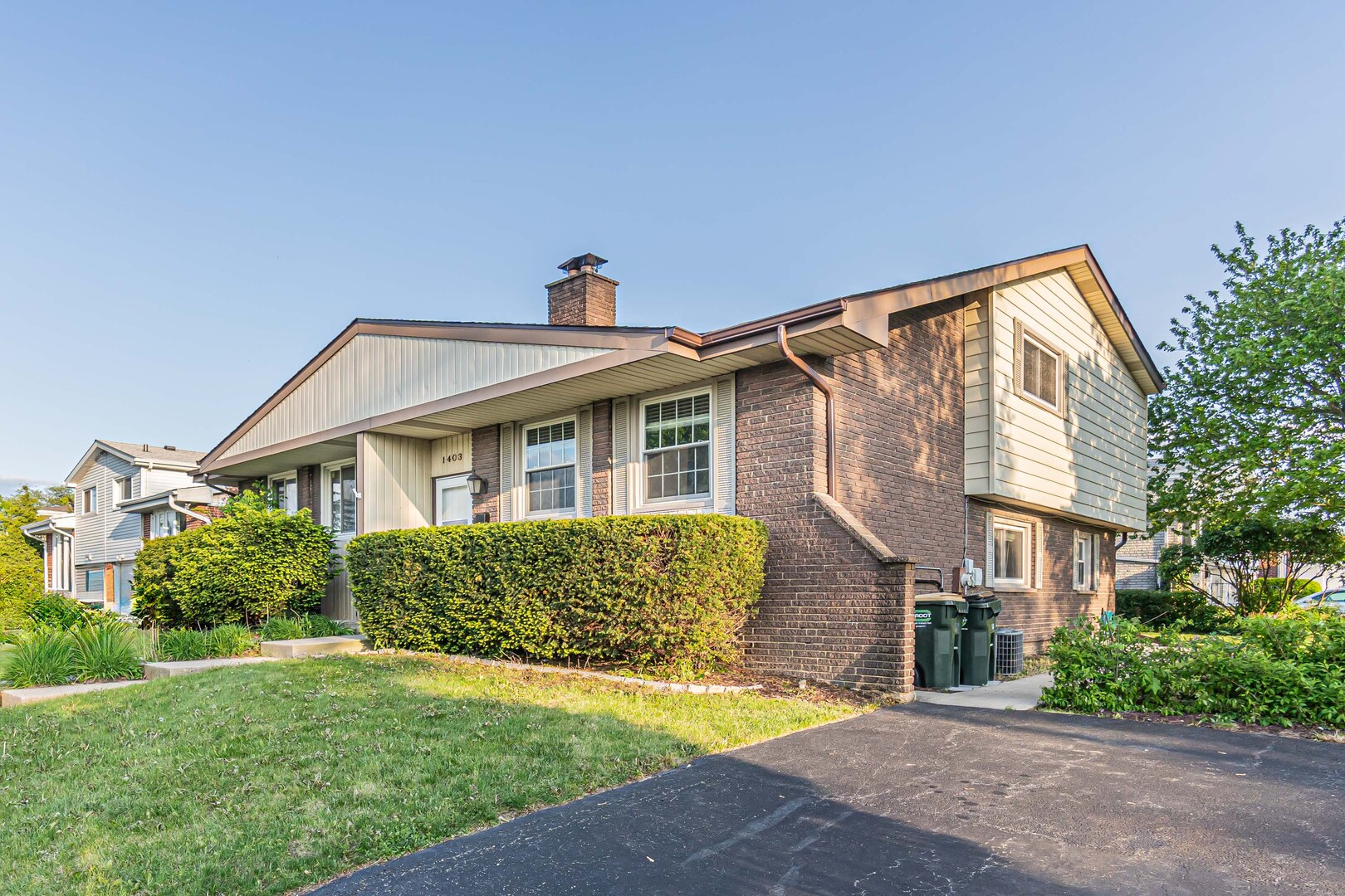 1403 E Lillian Avenue #0, Arlington Heights, IL 60004