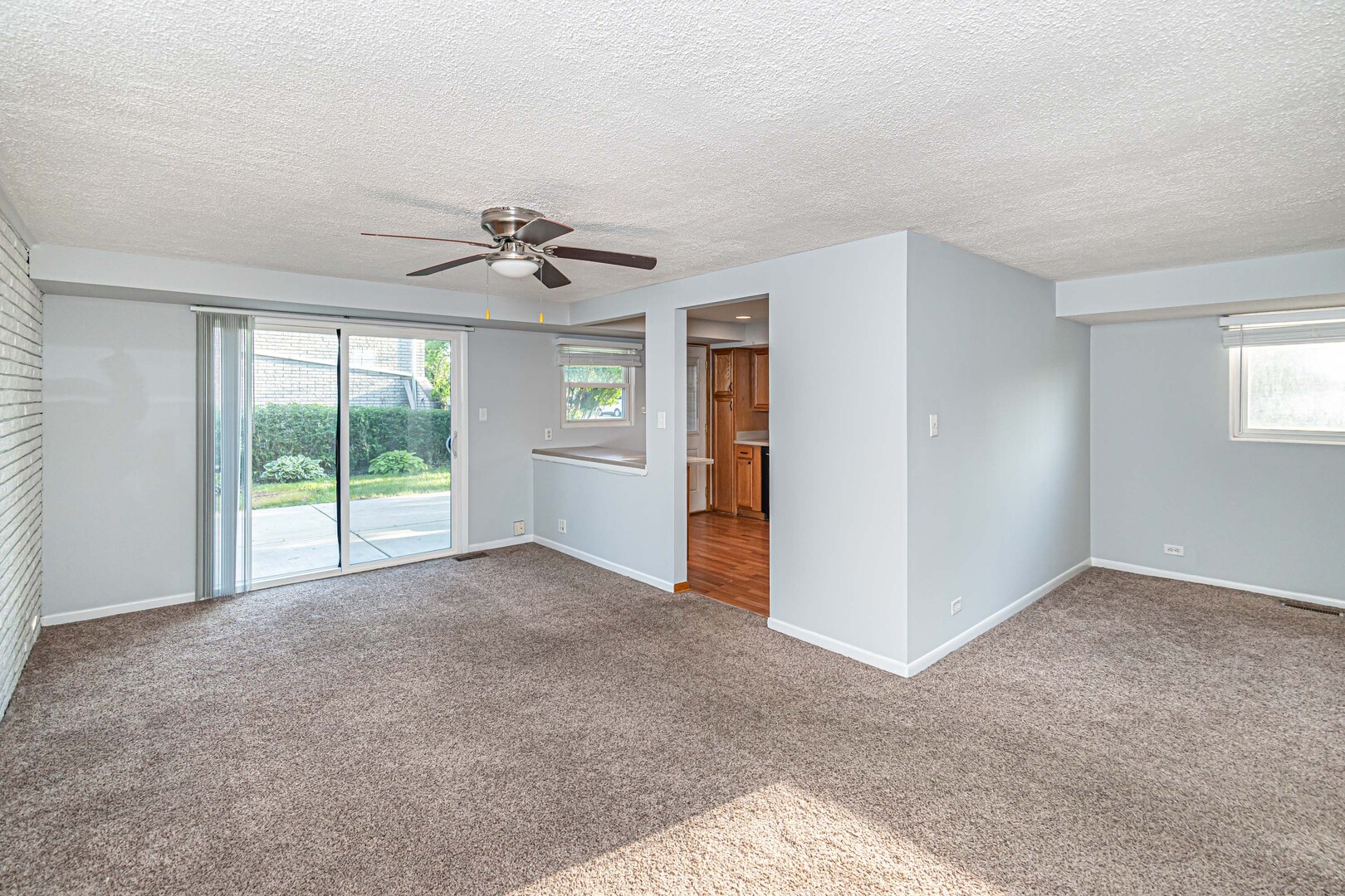 1403 E Lillian Avenue #0, Arlington Heights, IL 60004