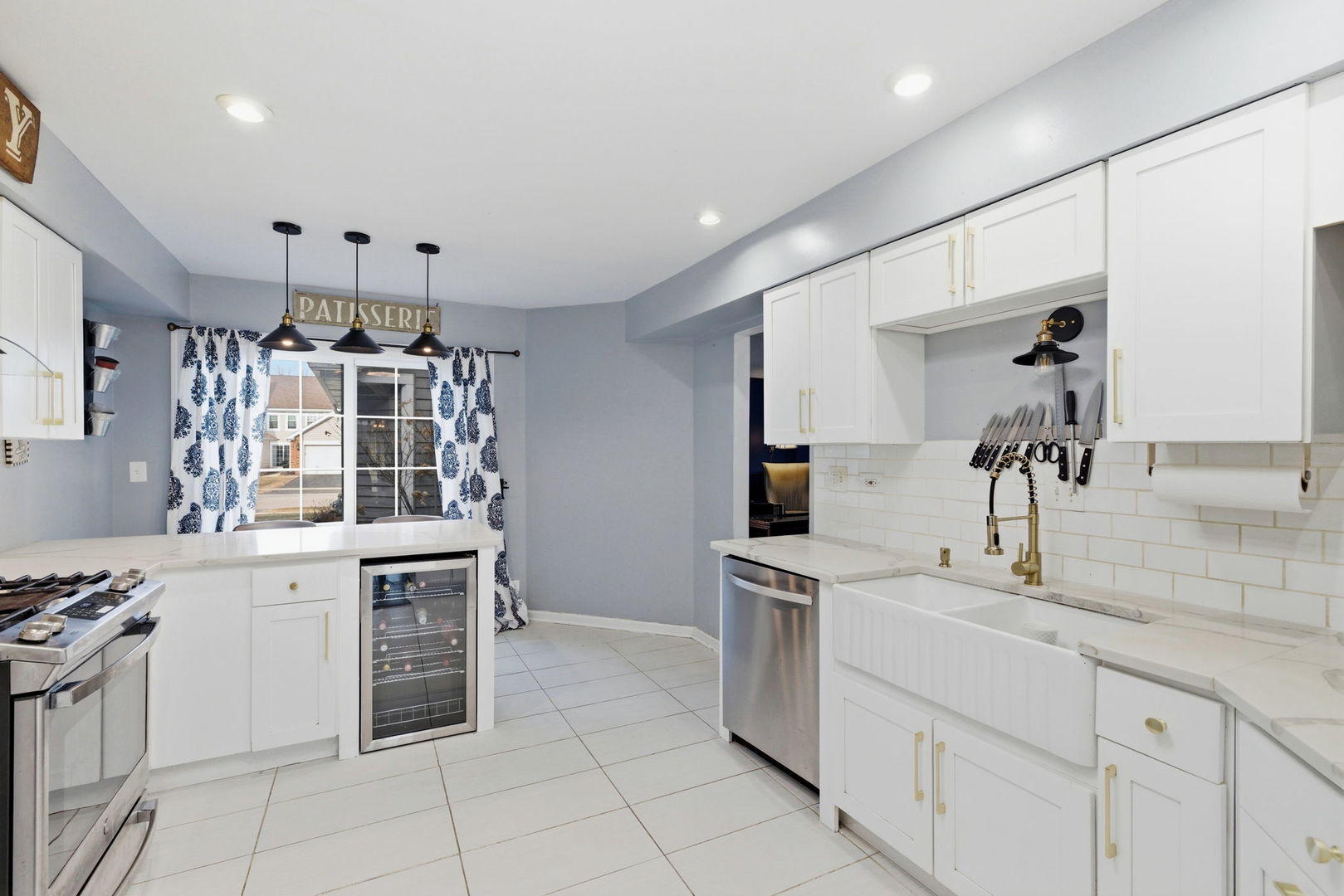 1497 Whitman Court, Schaumburg, IL 60173