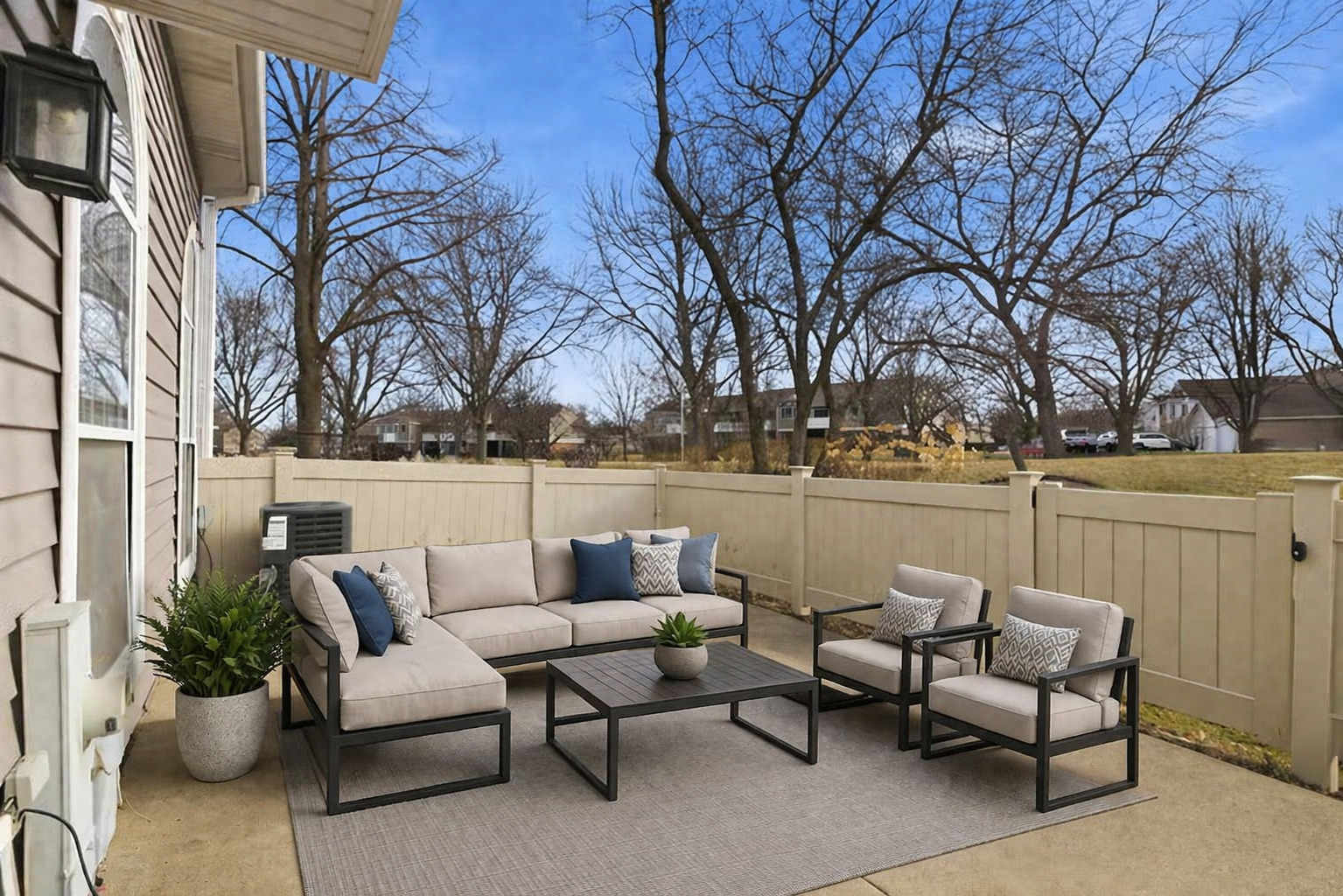 1497 Whitman Court, Schaumburg, IL 60173