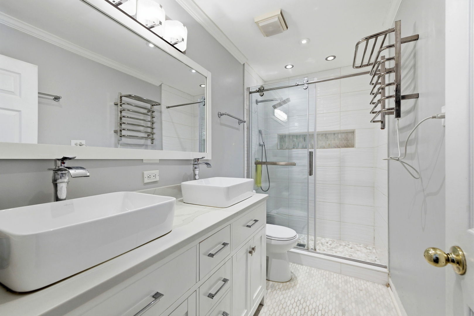 1497 Whitman Court, Schaumburg, IL 60173