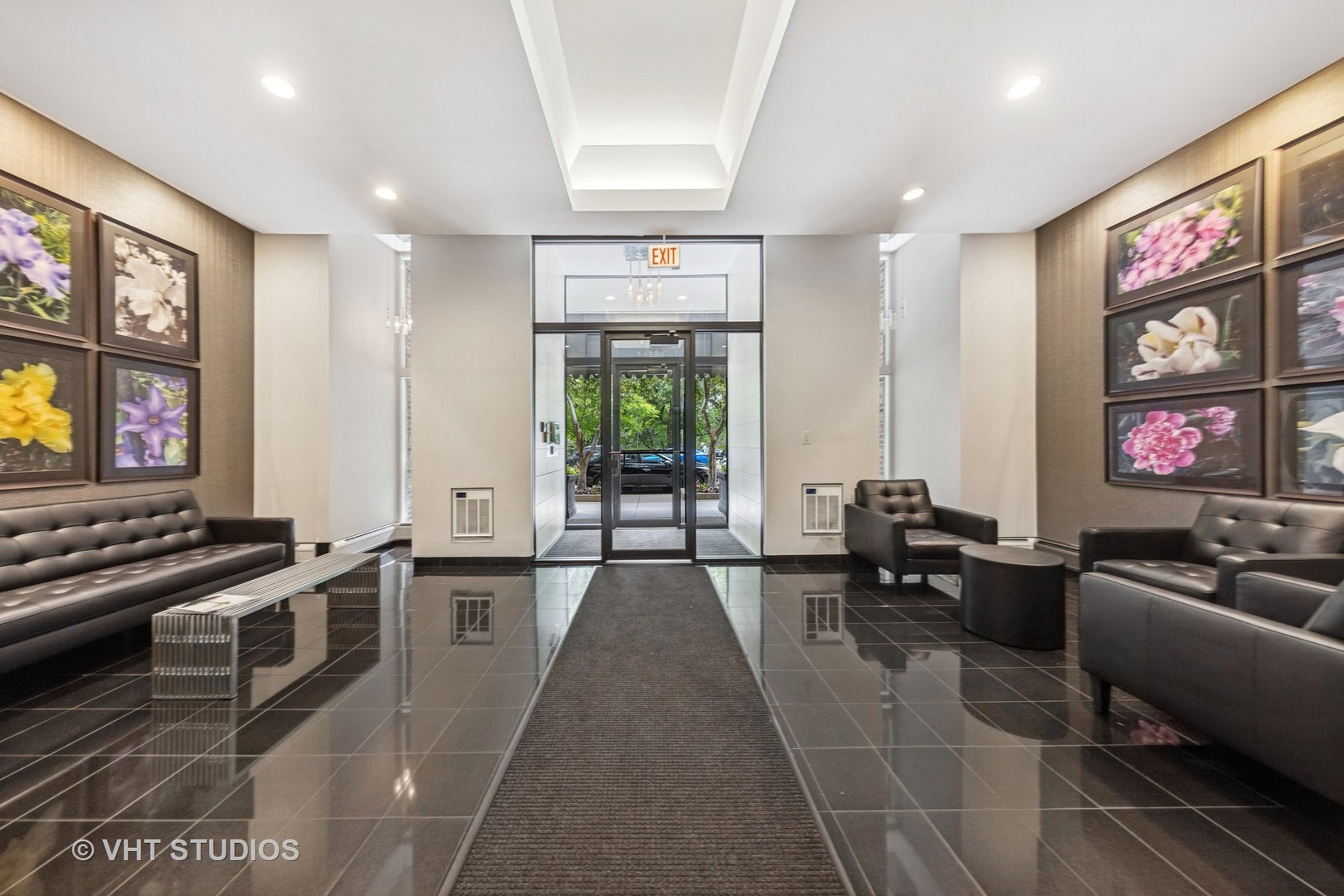 2144 N Lincoln Park West #23B, Chicago, IL 60614