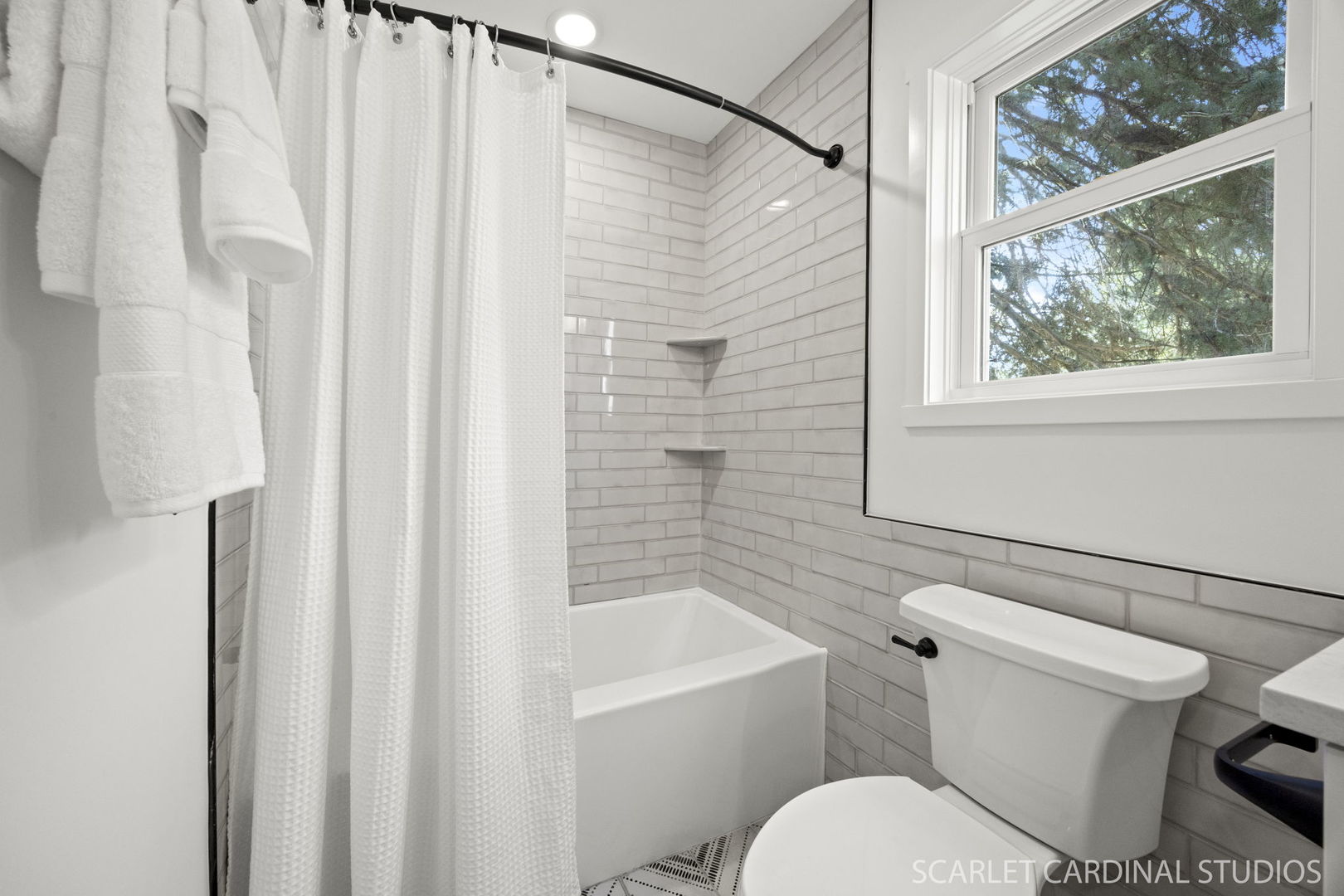 715 N Brainard Street, Naperville, IL 60563