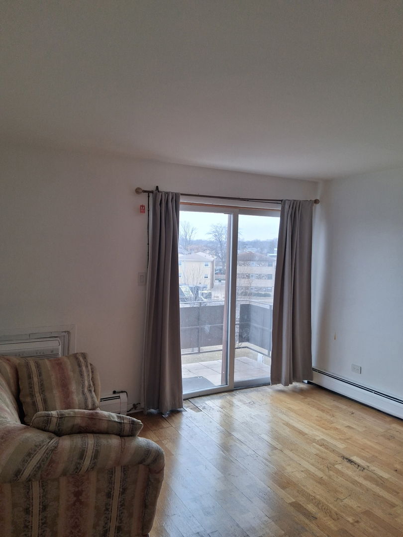 7610 W Grand Avenue #3A, Elmwood Park, IL 60707