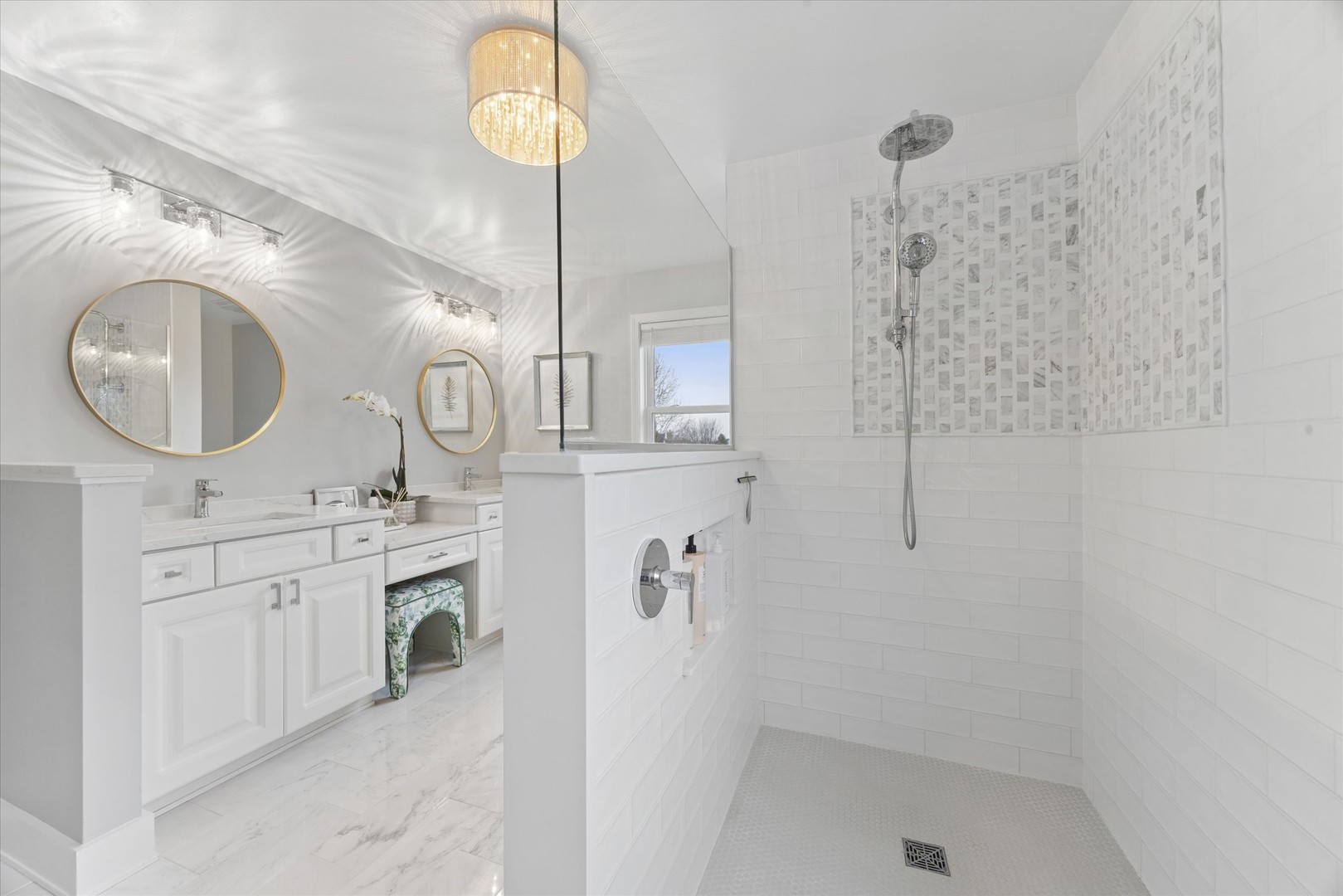 723 Branson Drive, Batavia, IL 60510